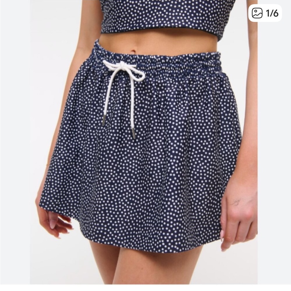 Abercrombie‎ YPB sculptLUX High Rise Flirty Skirt Skort